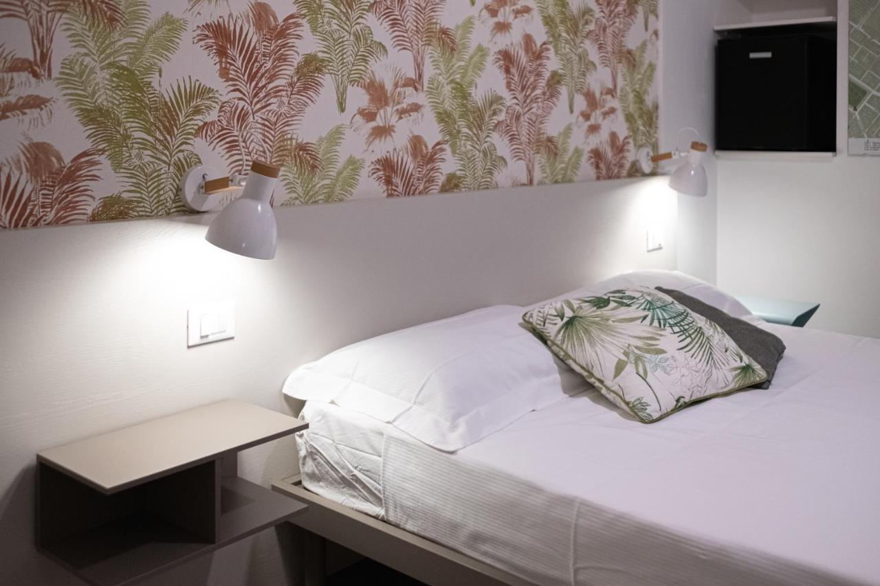 Lele Rooms San Lorenzo Рим Екстериор снимка
